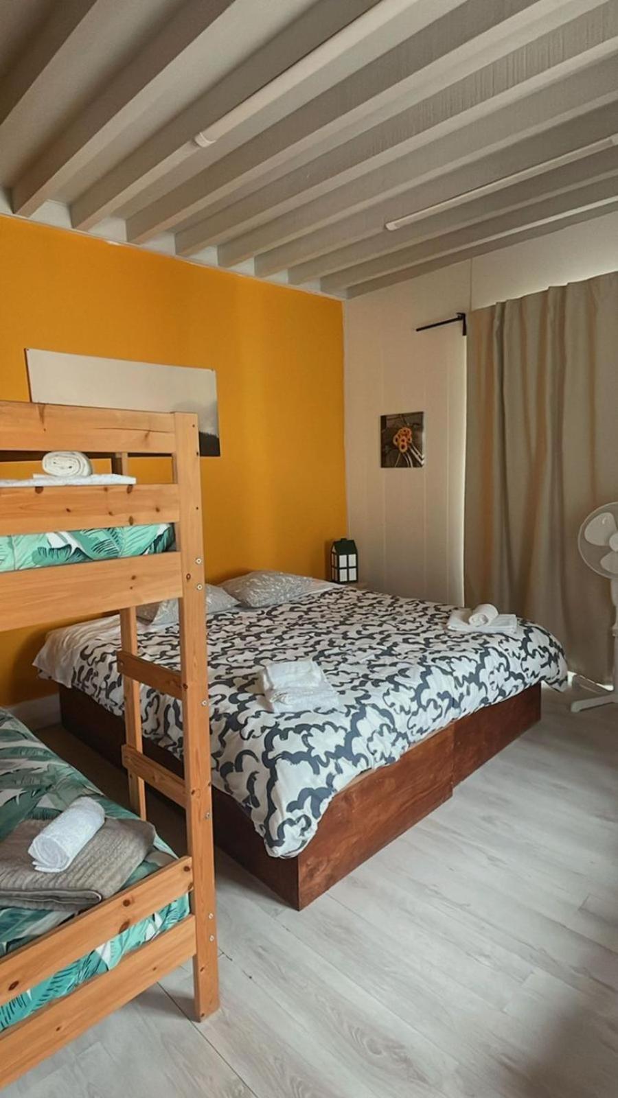 Bed and breakfast Fenais Da Luz House Extérieur photo